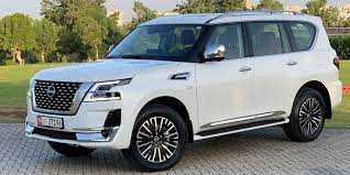 Rent Nissan Patrol Platinum 2022-pic_1